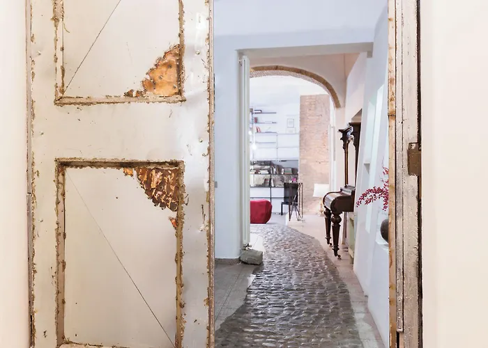 Navona Glamour Rom